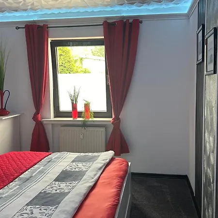 Mayen Nuergurgring Rheinland-pfalz 1 * Hausten